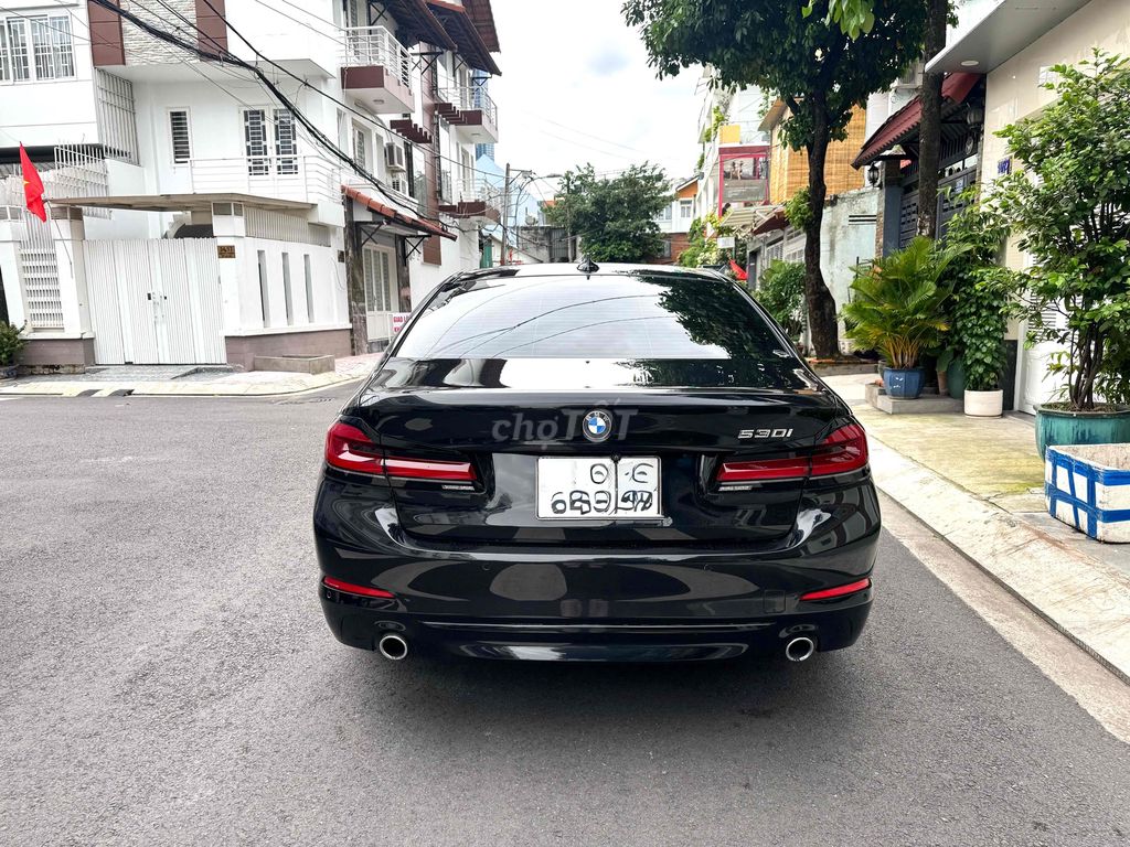 BMW 530 𝐋𝐮𝐱𝐮𝐫𝐲 𝐥𝐢𝐧𝐞 𝐒𝐱 𝟐𝟎𝟏𝟗  - 50000 km. Mua bán Ô tô tại Thành phố Thủ Đức Tp Hồ Chí Minh được đăng bởi My Duyen hình 5