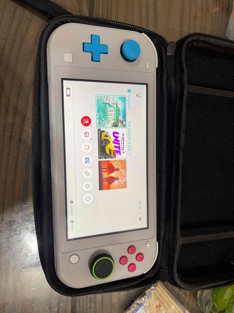 Cần pass Nitendo switch lite Pokemon