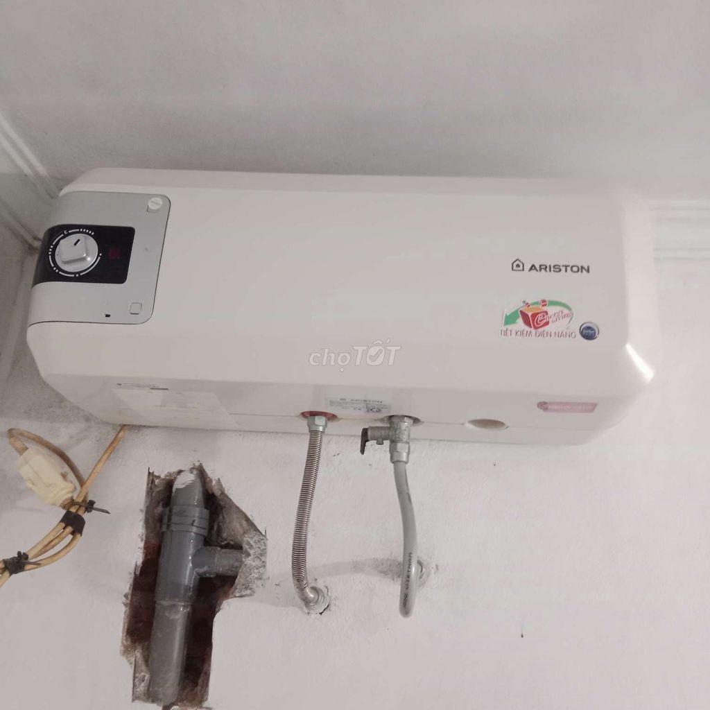 Bình nóng lạnh Ariston 20 lít Trắng đã sử dụng. Mua bán Thiết bị vệ sinh, nhà tắm tại Huyện Quỳnh Phụ Thái Bình được đăng bởi Thế Hiệp  hình 1