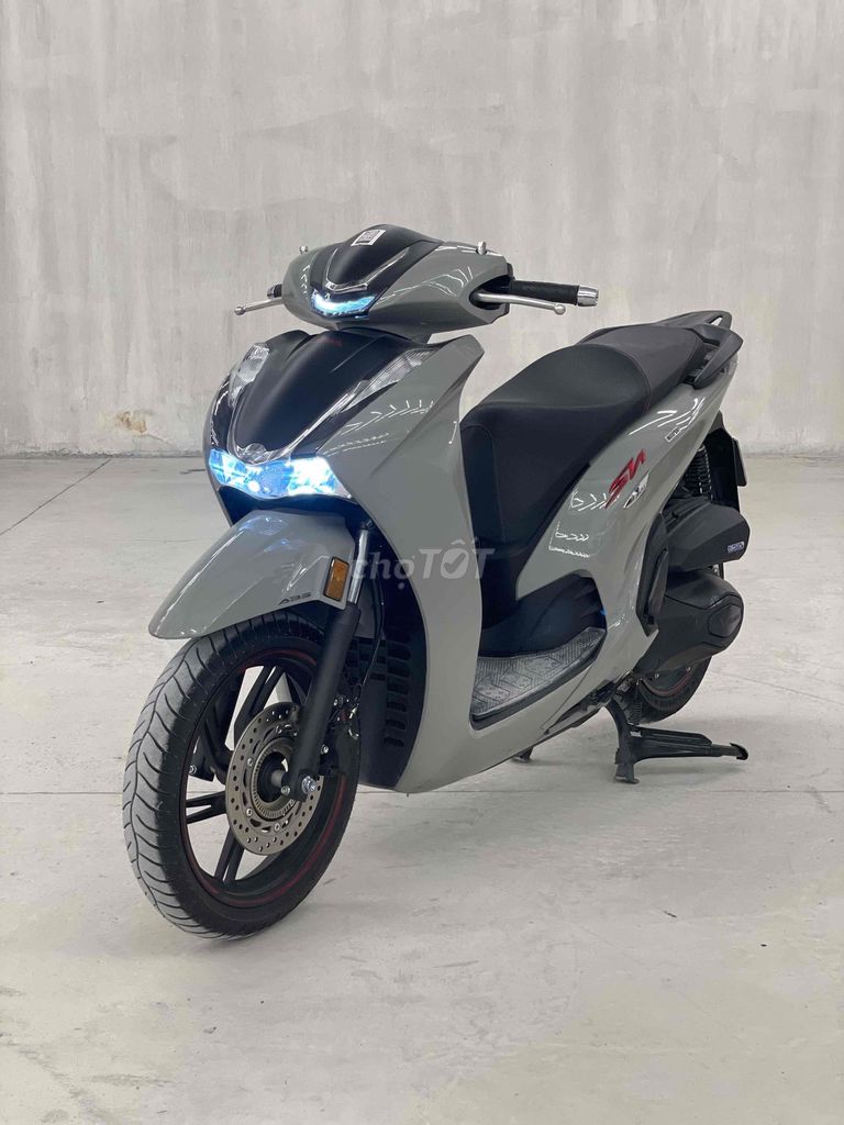 Honda SH350i 2022 Xám 17.981 km