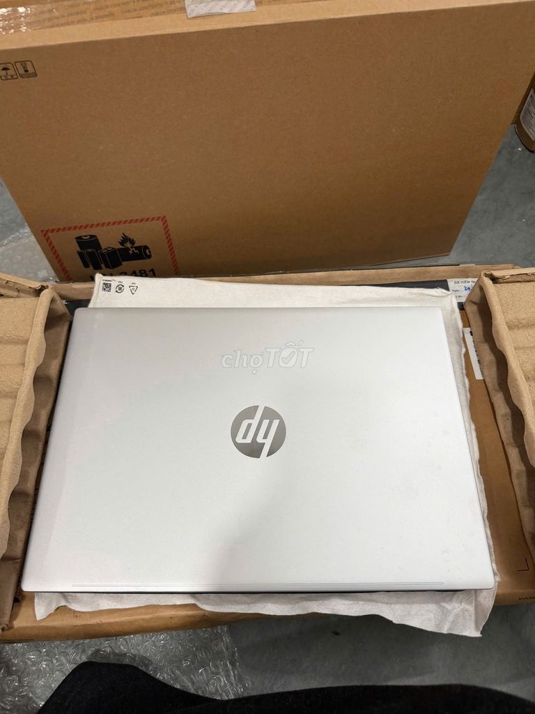 HP OmniBook 5 AI 16 af1048TU Ultra 5 16G/512GB Bạc. Mua bán Laptop tại Quận Ninh Kiều Cần Thơ được đăng bởi Võ Diện hình 1
