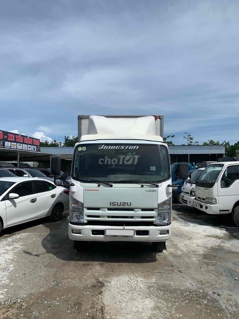 ISUZU NQR 150ps 2014 6m2 trọng tải 4tấn9 zin k lỗi. Mua bán Xe tải, xe ben tại Quận Bình Thuỷ Cần Thơ được đăng bởi Hiếu Nghĩa Cần Thơ hình 1