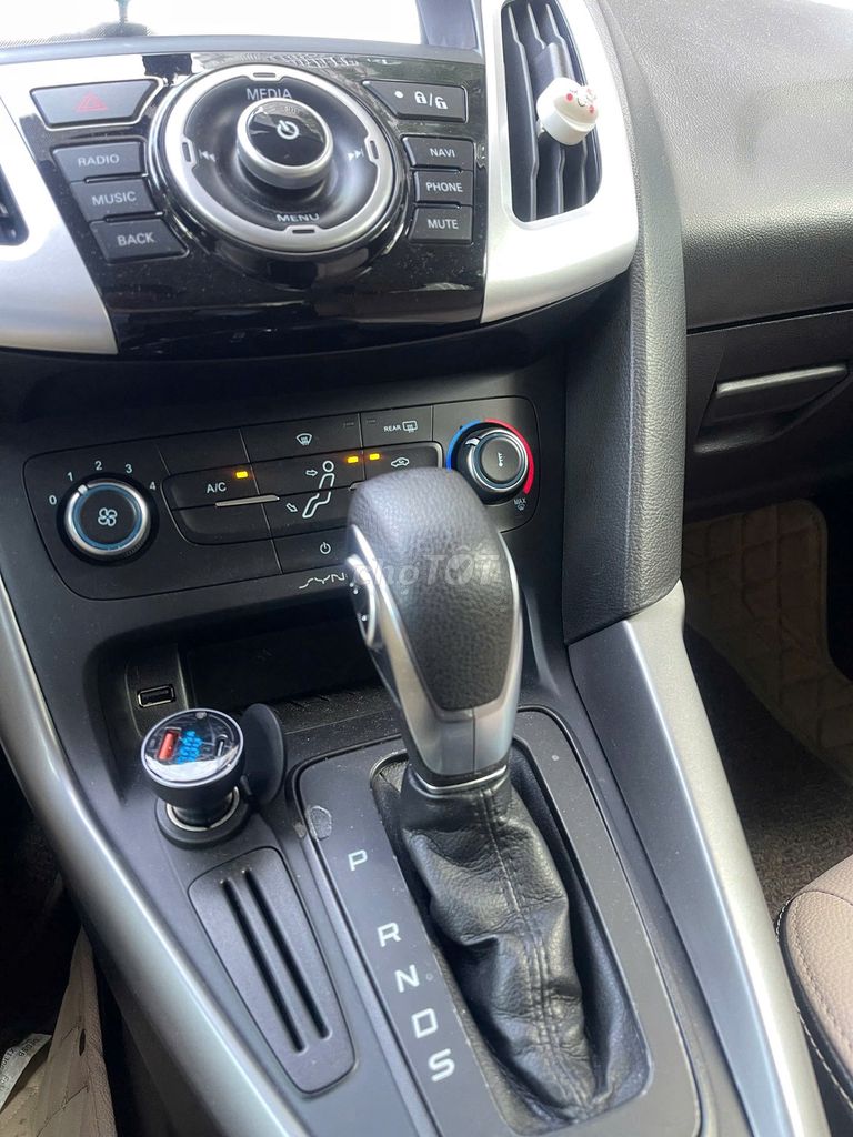 Ford Focus 2018 Trend 1.5L - 46000 km. Mua bán Ô tô tại Thành phố Thủ Đức Tp Hồ Chí Minh được đăng bởi Trần Hoàng Long hình 9