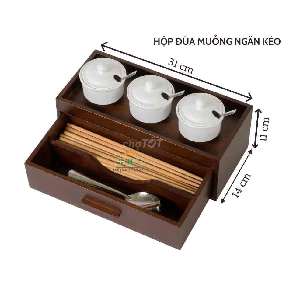 Hộp đựng đũa gỗ màu nâu mới 100%. Mua bán Dụng cụ nhà bếp tại Quận Bình Tân Tp Hồ Chí Minh được đăng bởi Phạm thị kim ngân  hình 1