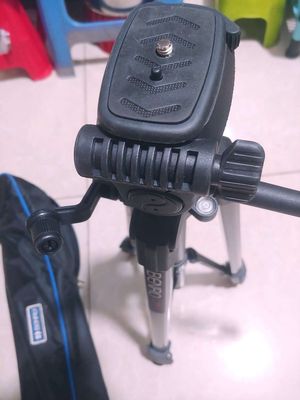 Bán tripod BENRO T600EX còn rất mới. Mua bán Phụ kiện (Màn hình, Chuột...) tại Quận 8 Tp Hồ Chí Minh được đăng bởi Tân