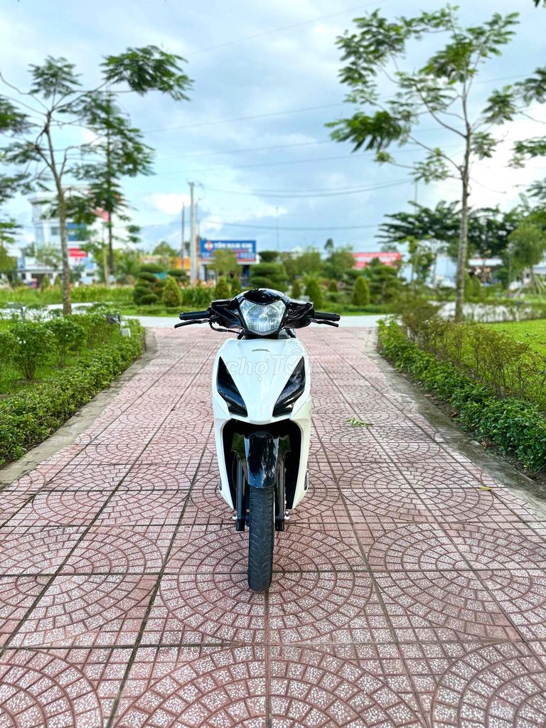 🛵Vision 2017 Máy Zin Êm Ngon,Khóa Smartkey.. Mua bán Xe máy tại Huyện Phong Điền Cần Thơ được đăng bởi Danh Hà hình 1