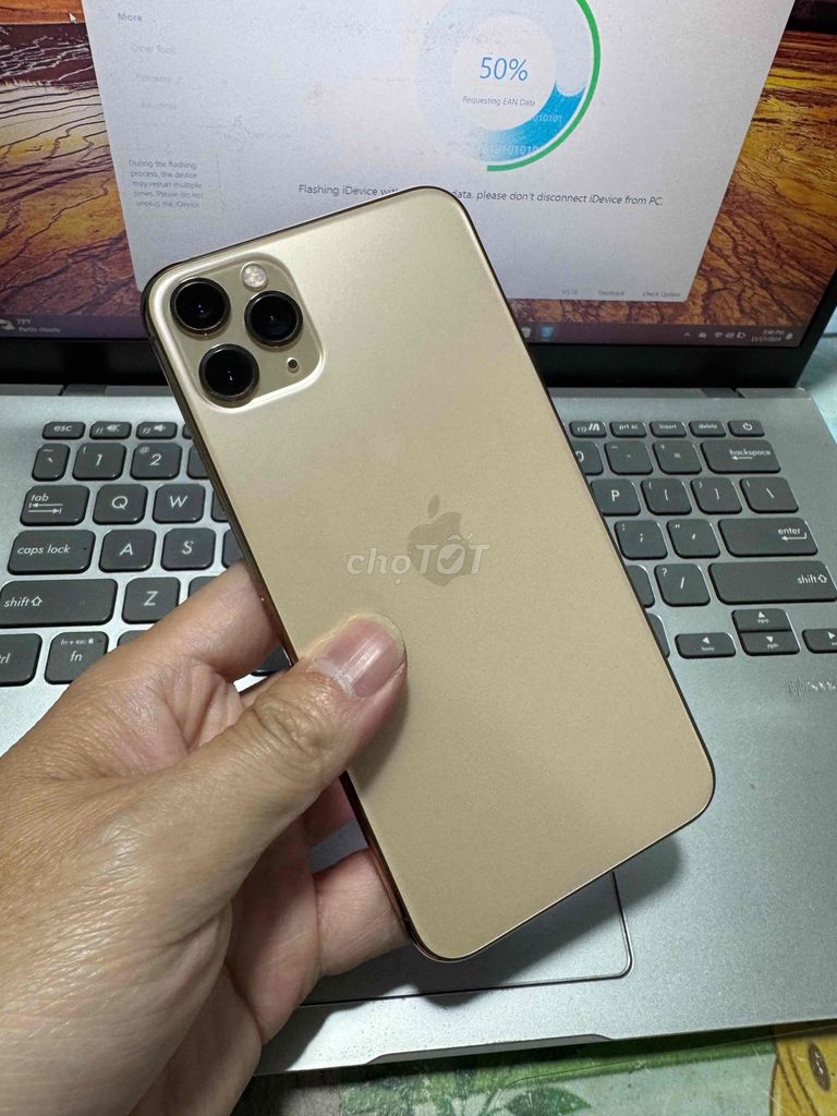 iPhone 11promax quốc tế face id màn zin vỏ zin đẹp