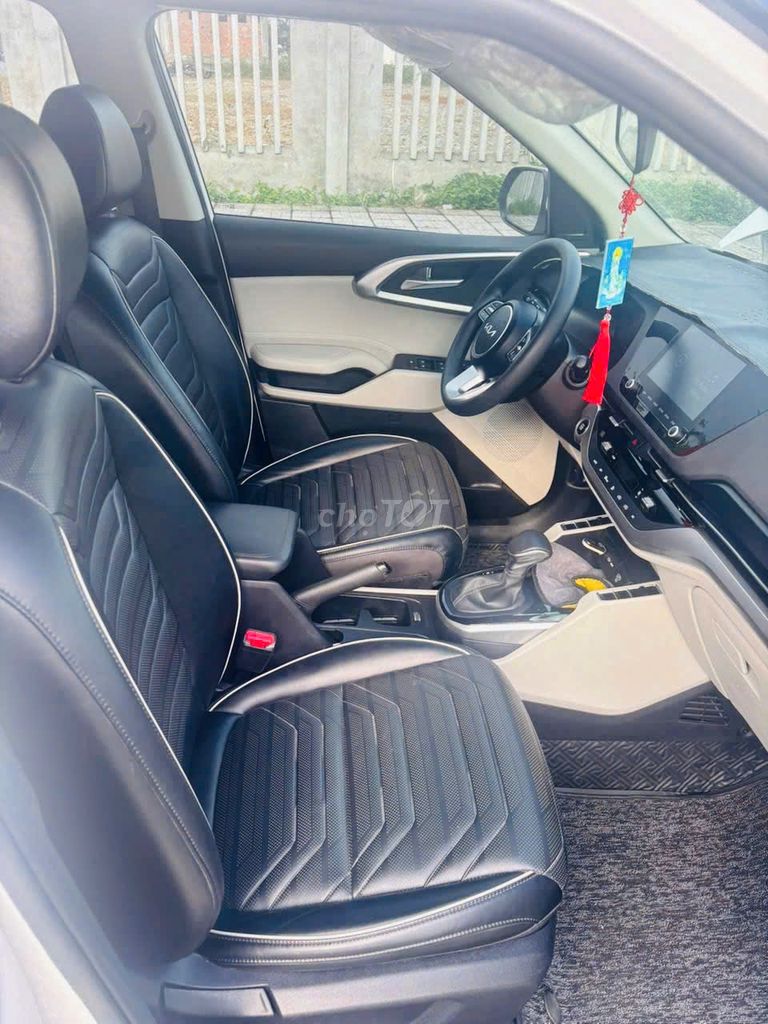 Kia Carens 2024 1.5G Luxury - 16000 km. Mua bán Ô tô tại Thành phố Quảng Ngãi Quảng Ngãi được đăng bởi Đặng Văn Viết hình 11