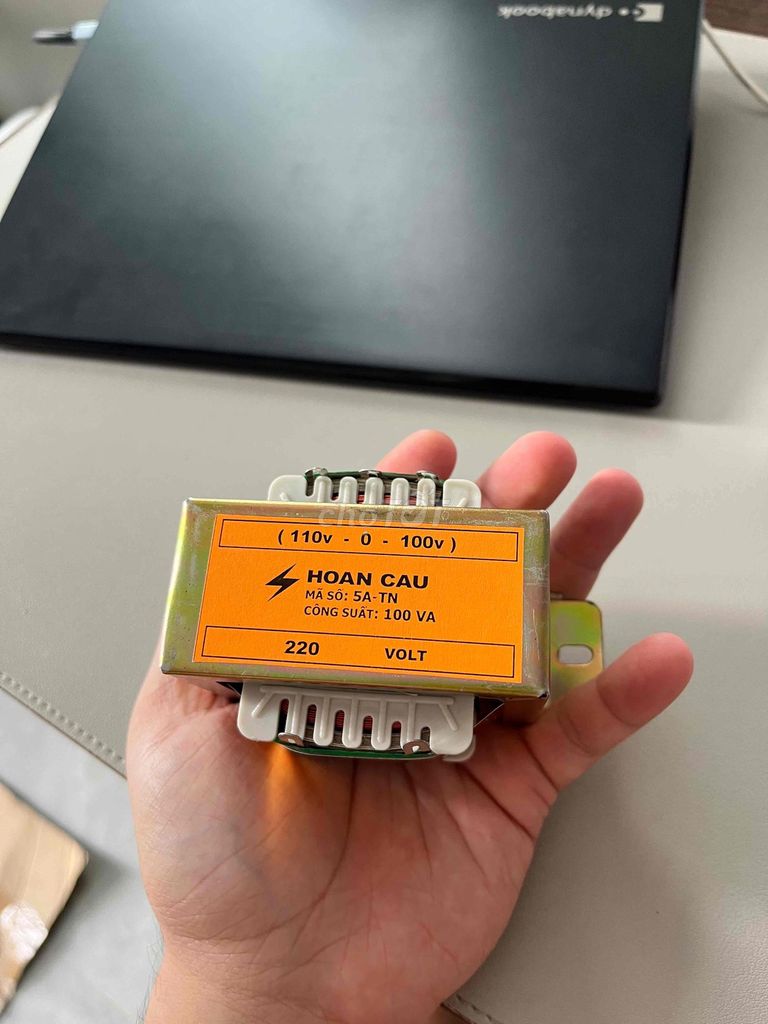 Biến áp Hoàn Cầu 220V-110V 5A 100VA Mới. Mua bán Phụ kiện (Màn hình, Chuột...) tại Quận Cái Răng Cần Thơ được đăng bởi Rượu Jagermeister Cần Thơ hình 1