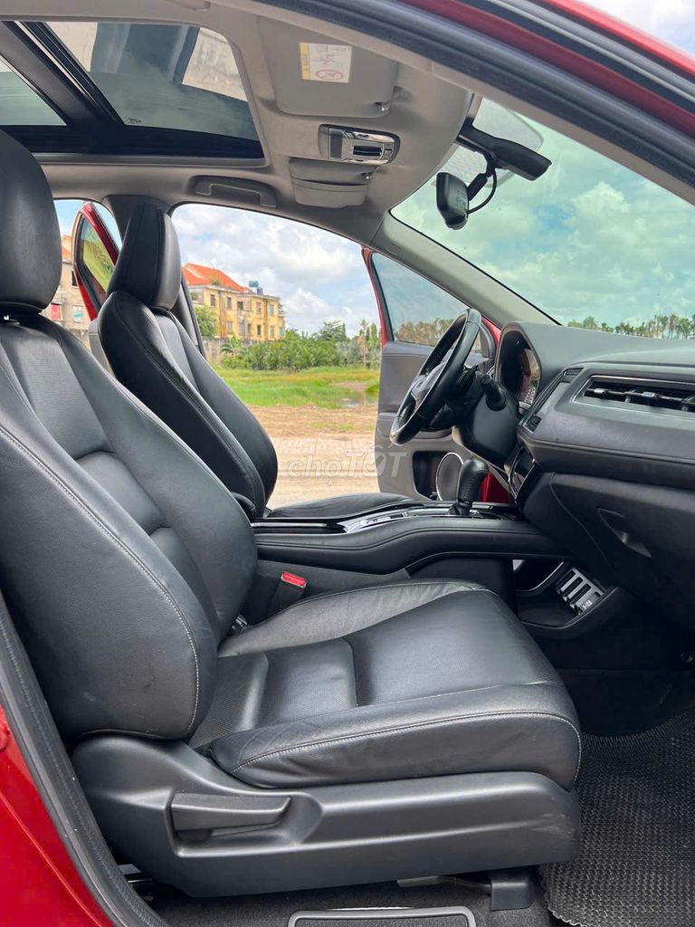 Honda HR-V 2019 L  mới 49.000 km quá cứng. Mua bán Ô tô tại Quận Gò Vấp Tp Hồ Chí Minh được đăng bởi Phan Trung Quân hình 10