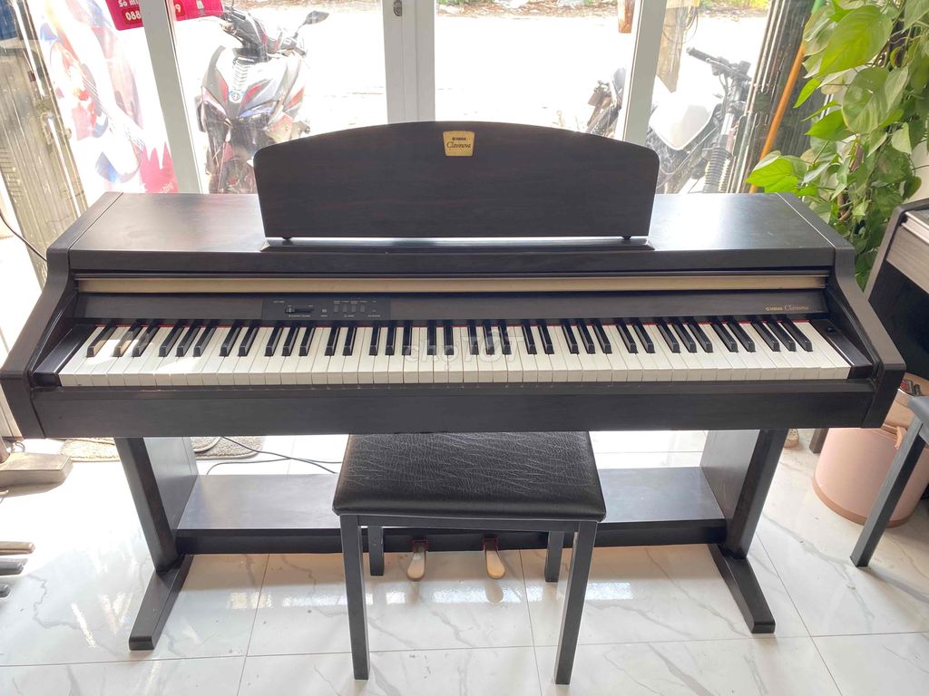 Đàn Piano Yamaha Clp 920 thanh lý