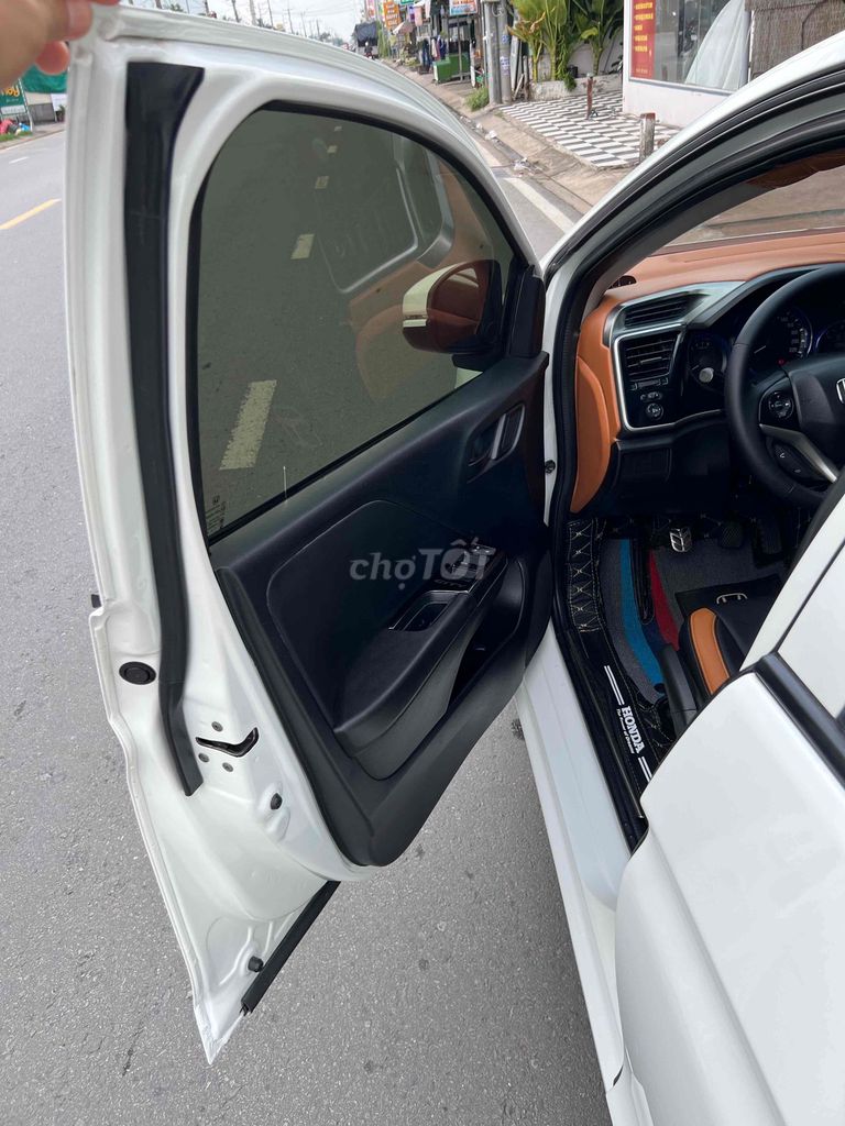 Honda City 2017 số sàn xe gia đình. Mua bán Ô tô tại Thành phố Bến Tre Bến Tre được đăng bởi Hoàng Phúc hình 6