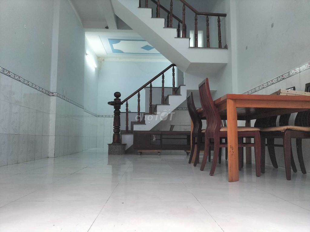 💥 cực hiếm quá rẻ 4,5t nhà đẹp có sẵn điều hòa.ngay thuận Giao  