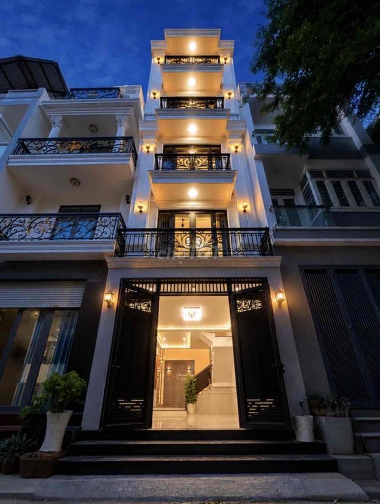 NHÀ MỚI 5 TẦNG CẠNH VẠN PHÚC CITY - sát Quốc Lộ 13 đang mở rộng