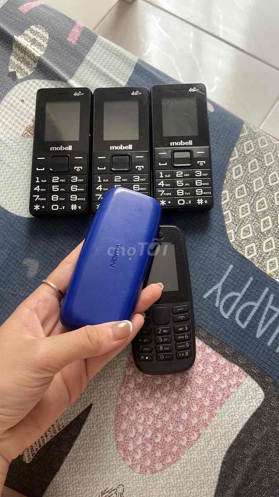 Điện thoại bàn phím, chỉ có máy ko sạc. Mua bán Điện thoại tại Quận Hai Bà Trưng Hà Nội được đăng bởi Dang Quynh Anh hình 2