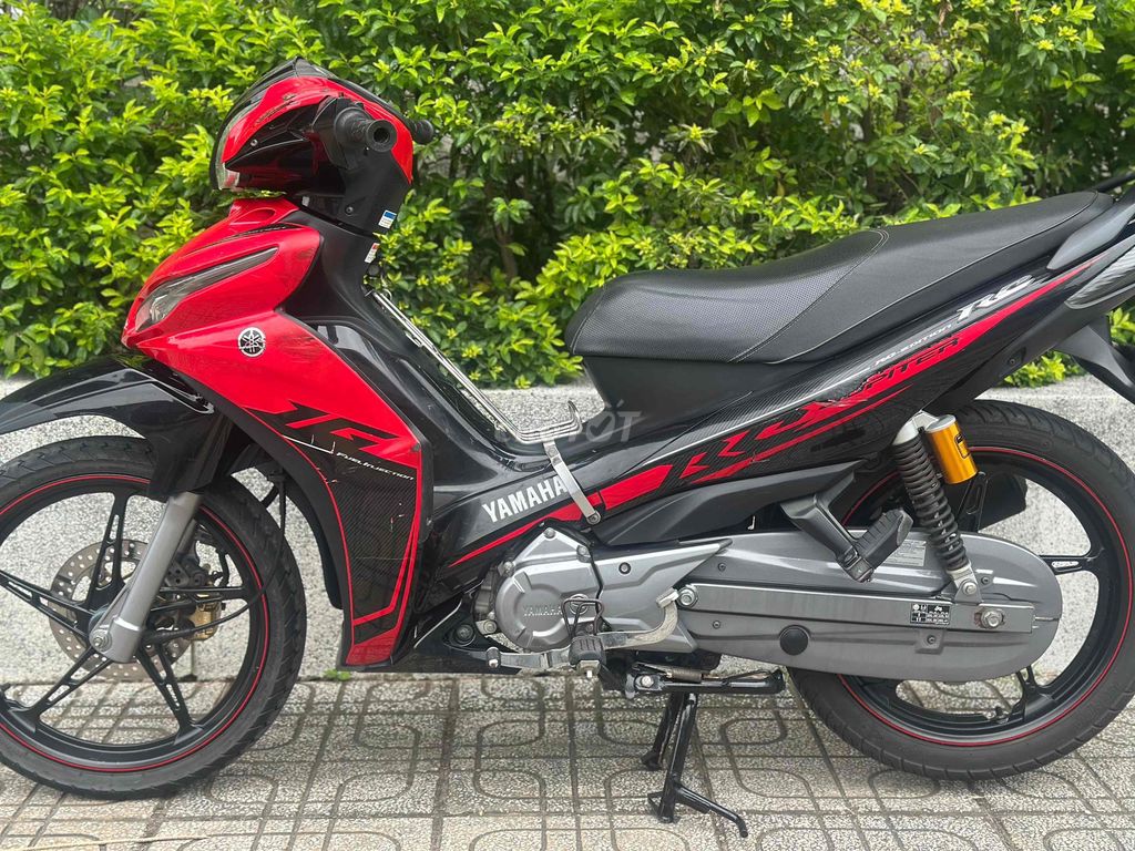 Yamaha Jupiter Fi RC 2016 Đỏ đen zin nguyên bản. Mua bán Xe máy tại Thành phố Thủ Đức Tp Hồ Chí Minh được đăng bởi Xe Máy Sơn Thủ Đức hình 6
