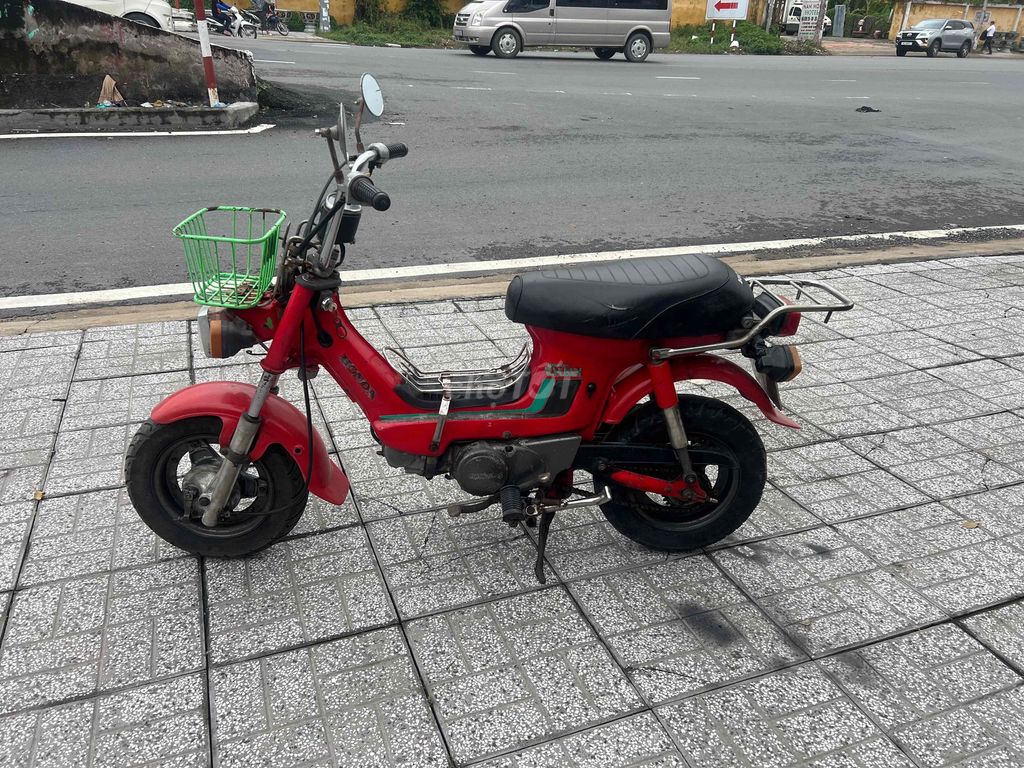 Honda Chaly màu Đỏ. Mua bán Xe máy tại Quận Ninh Kiều Cần Thơ được đăng bởi đầy cửa hàng cầu hưng lợi nk cần thơ hình 2