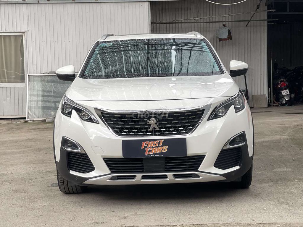 Peugeot 5008 2018 1.6L Turbo, màu trắng, xe đẹp