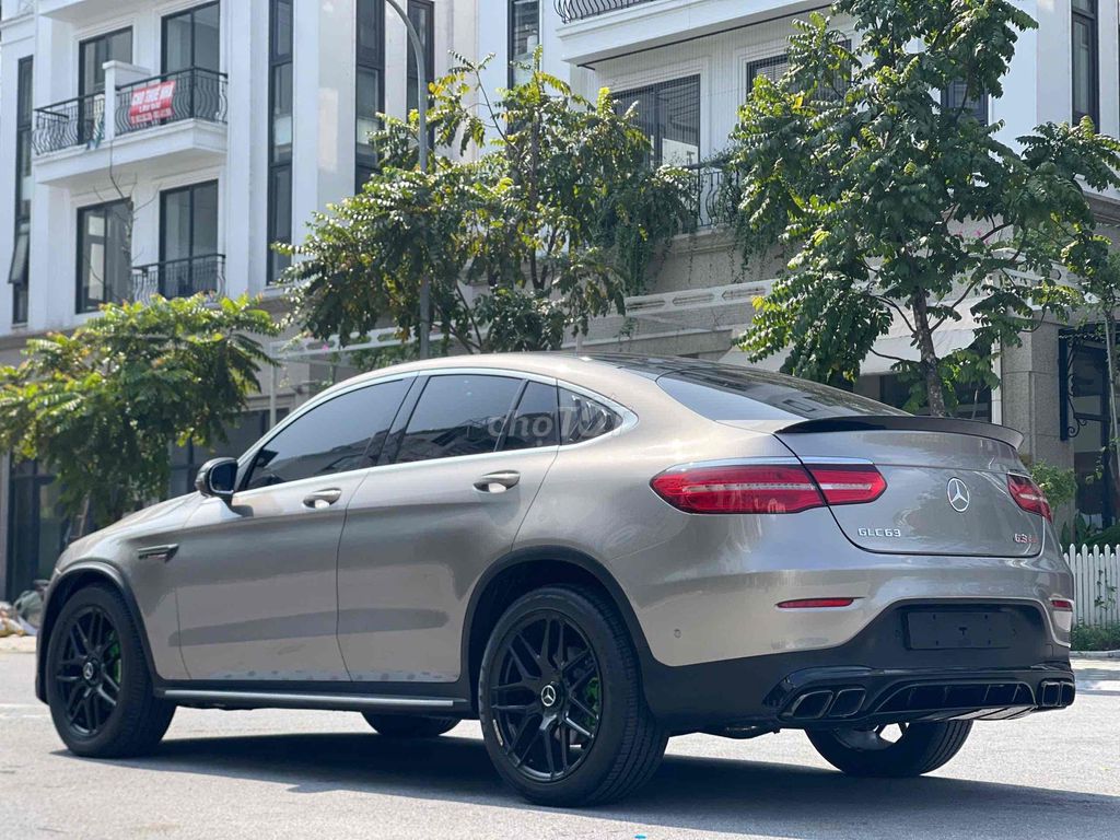 GLC300 Coupe 4Matic nk Đức 2019. Mua bán Ô tô tại Quận Long Biên Hà Nội được đăng bởi Trang Gala hình 5