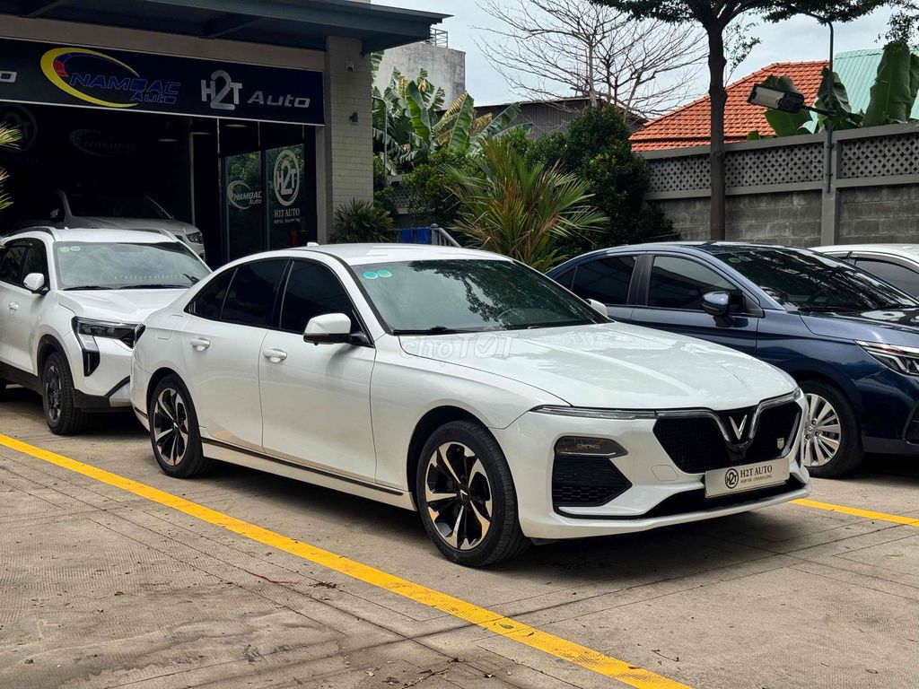 Vinfast Lux A 2019 photo 3