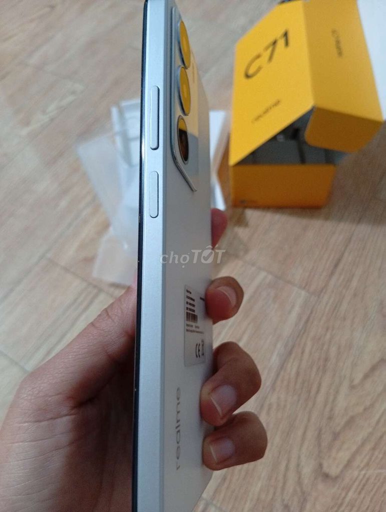 Realme C71 màu Bạc. Mua bán Điện thoại tại Thị xã Tân Uyên Bình Dương được đăng bởi mai hình 1