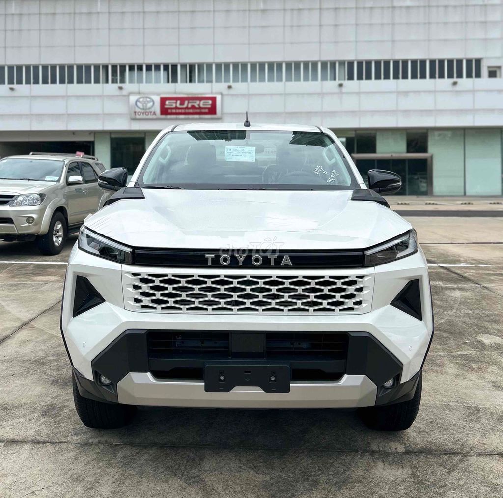 TOYOTA HILUX 2026 | GIAO NGAY