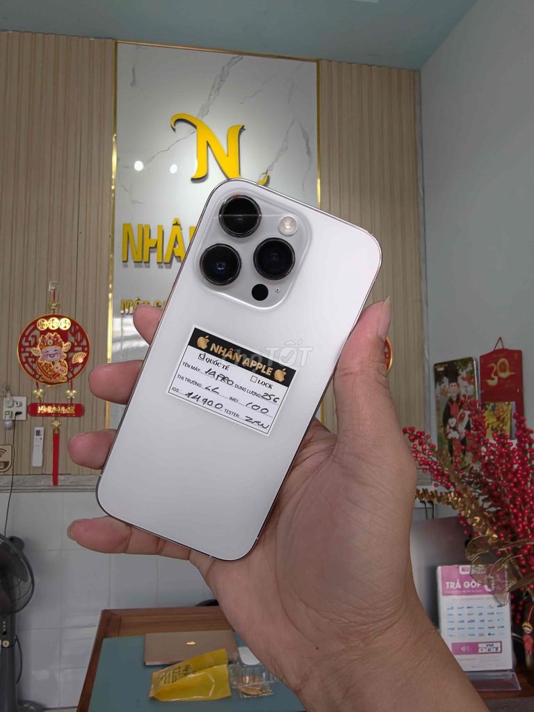 IPHONE 14 PRO 256gb TRẮNG QT ZIN FULL PIN 100. Mua bán Điện thoại tại Thành phố Cà Mau Cà Mau được đăng bởi NHAN APPLE hình 1