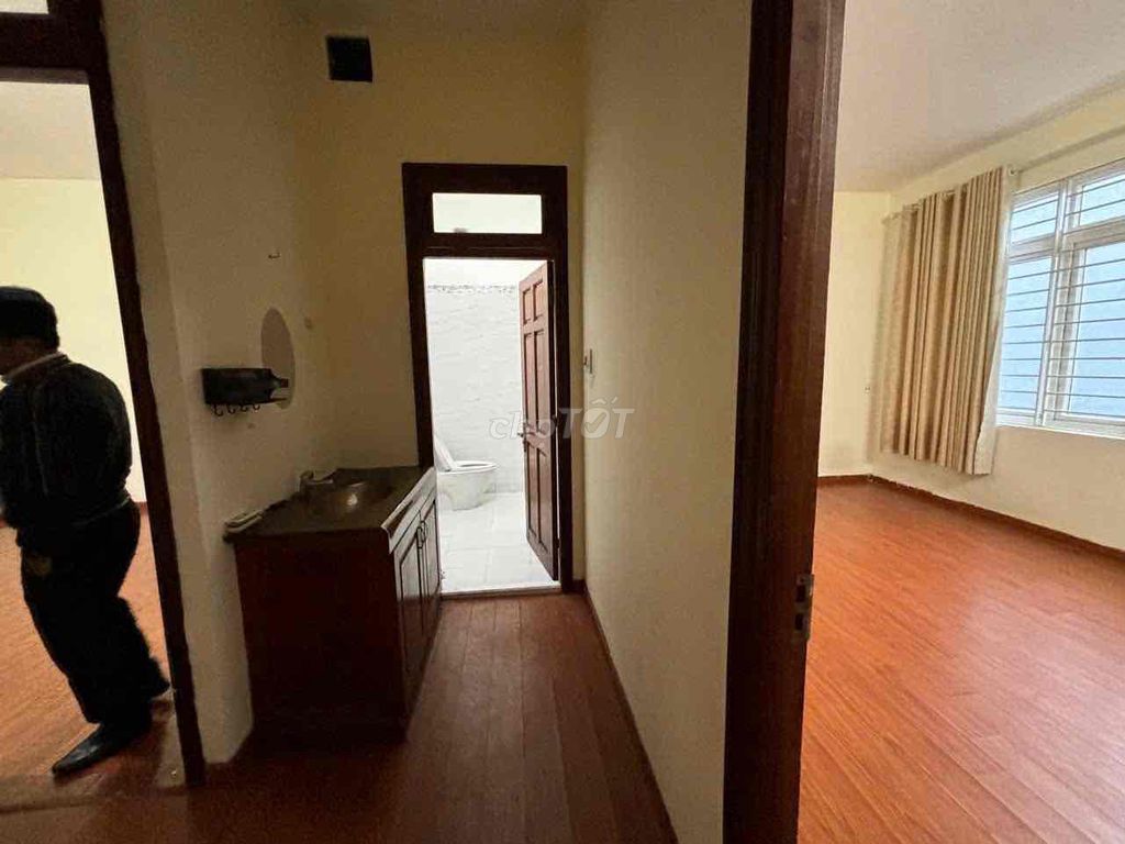 3-storey house near Duy Tân University and Nguyễn Văn Linh — photo 11