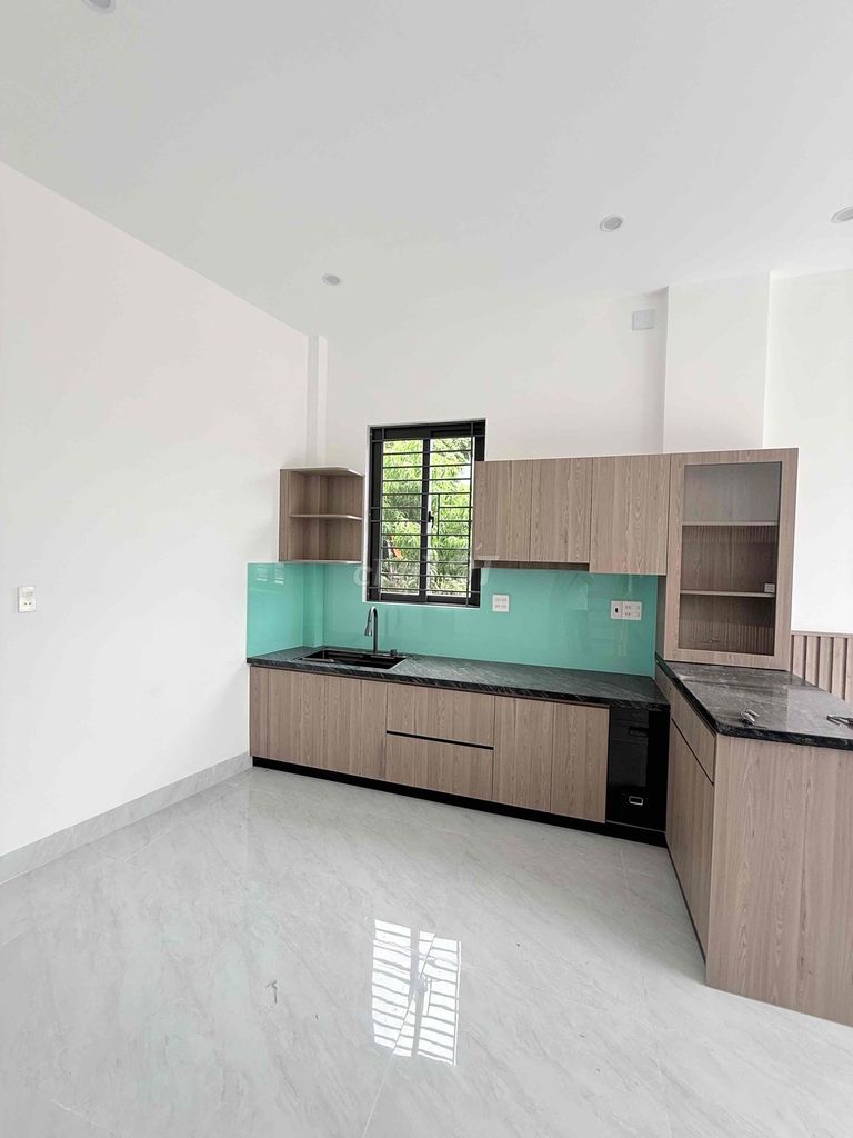 Nhà đẹp mới dọn vào ở ngay Nhà đẹp mới dọn vào ở ngay