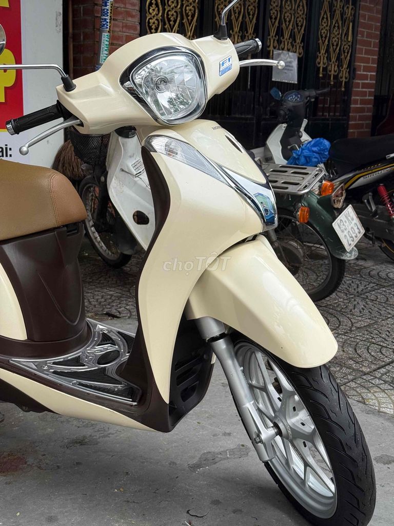 bán xe sh mode 2019 biển 43 mới 90%. Mua bán Xe máy tại Quận Liên Chiểu Đà Nẵng được đăng bởi Minh Chi hình 5