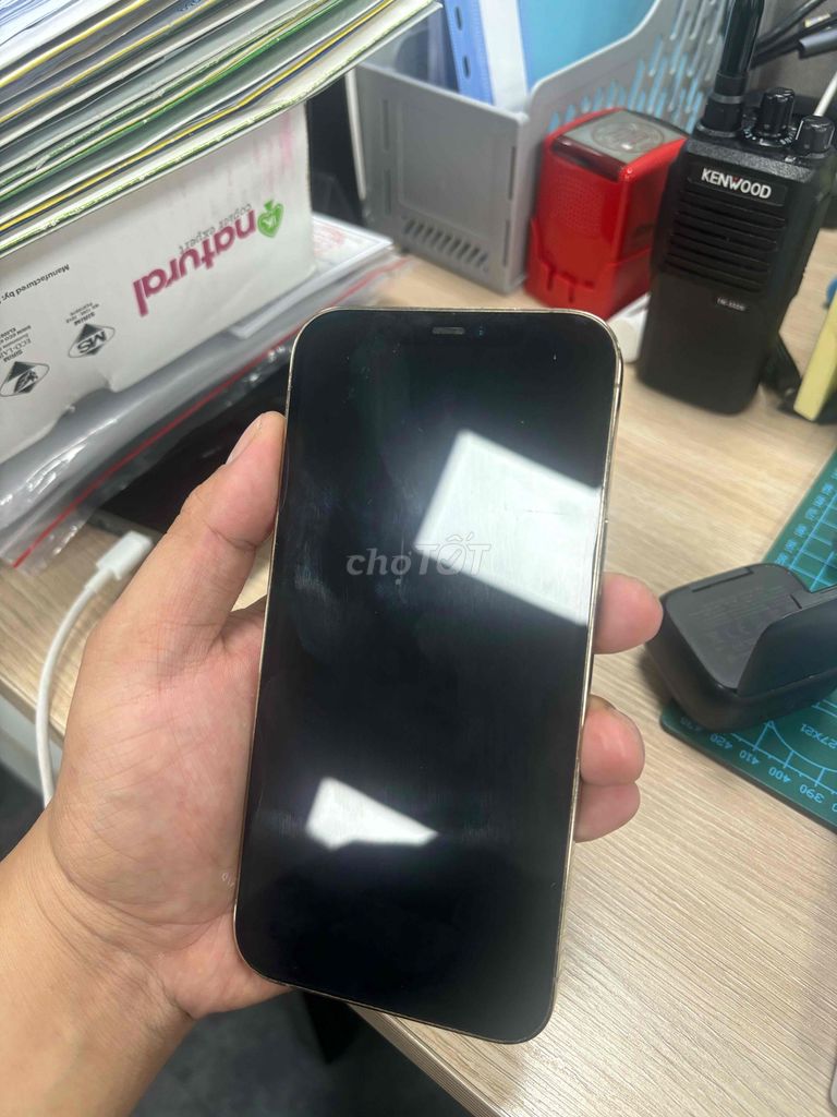 Apple iPhone 12 Pro Max Vàng. Mua bán Điện thoại tại Huyện Bình Xuyên Vĩnh Phúc được đăng bởi tùng anh hình 1