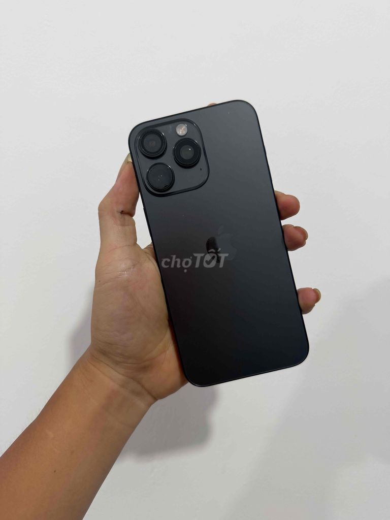 Apple iPhone 15 Pro Max 256GB Đen. Mua bán Điện thoại tại Thành phố Đà Lạt Lâm Đồng được đăng bởi Giang hình 1