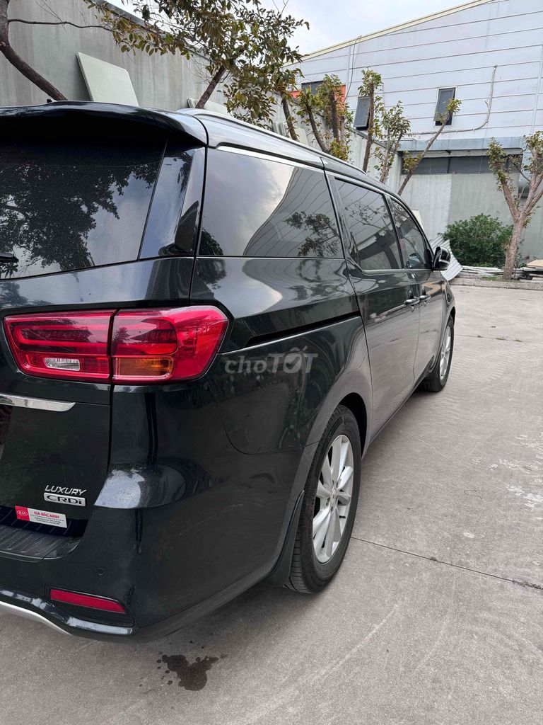 Kia Sedona 2019 - 100000 km