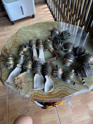 họng đèn dầu cổ. Mua bán Đồ sưu tầm, đồ cổ tại Quận 12 Tp Hồ Chí Minh được đăng bởi ĐINH Ngọc Tuyền 