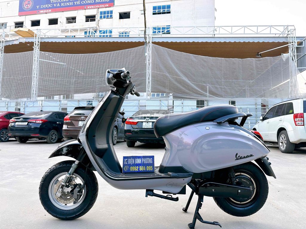 Vespa osakar đèn vuông đủ giấy AQ2025. Mua bán Xe điện tại Quận Bắc Từ Liêm Hà Nội được đăng bởi Xe điện Bình Phương hình 6