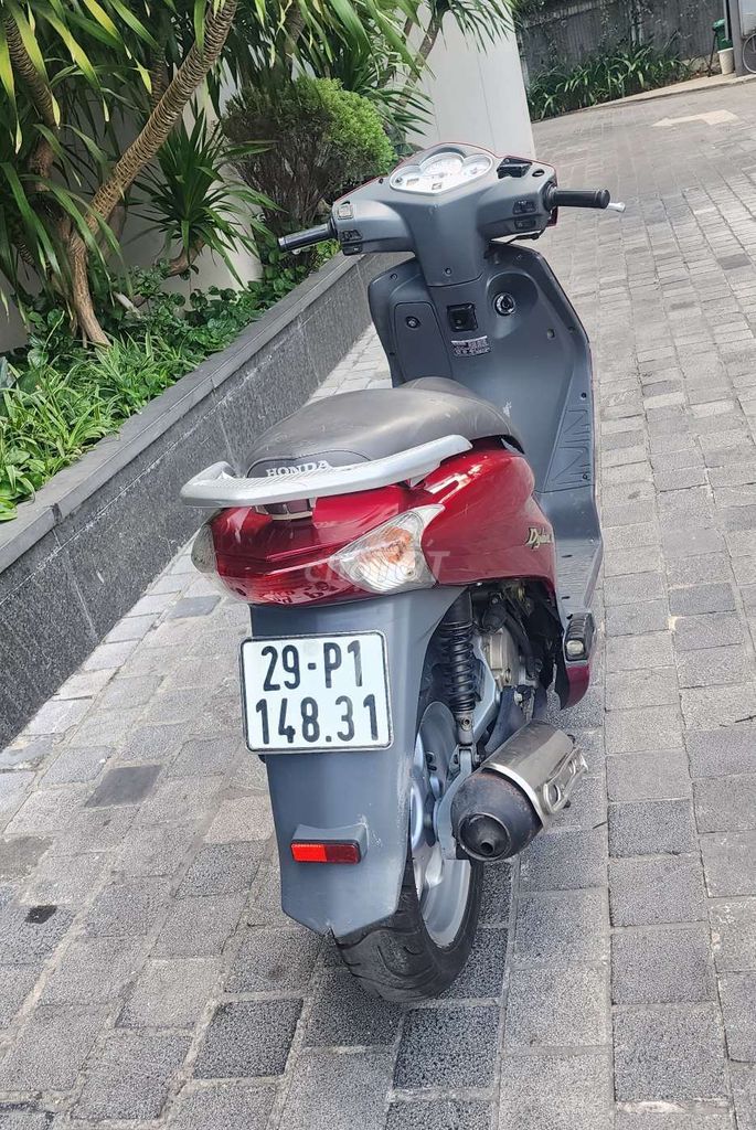 Honda Dylan 150cc phun xăng đt huyền thoại 1 thời. Mua bán Xe máy tại Quận Ba Đình Hà Nội được đăng bởi Hoàng  hình 4