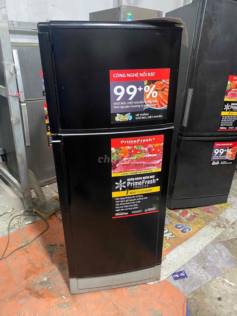 Tủ lạnh Sharp 180L Đen. Mua bán Tủ lạnh tại Quận Bình Thạnh Tp Hồ Chí Minh được đăng bởi Điện Máy Uy Tín hình 1