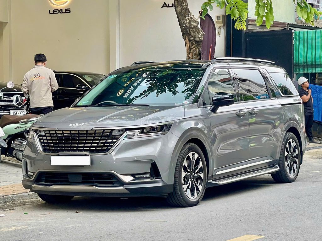 Kia Carnival 2.2D Signature 2024 - Chỉ 8000km. Mua bán Ô tô tại Quận 8 Tp Hồ Chí Minh được đăng bởi Trường Nguyễn Xe Sang hình 4