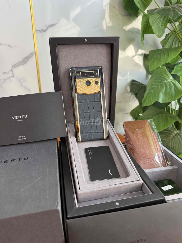 Vertu Meta 2 512GB Xanh Navy custom diamods. Mua bán Điện thoại tại Thành phố Thủ Đức Tp Hồ Chí Minh được đăng bởi Bùi Đức Hùng hình 1