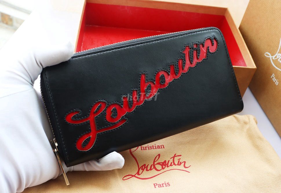Bóp Nữ Louboutin Chính Hãng Like New Fullbox. Mua bán Túi xách tại Thành phố Thủ Đức Tp Hồ Chí Minh được đăng bởi Anh Tuấn hình 3