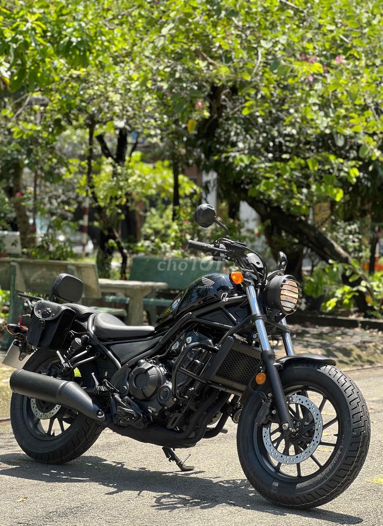 Honda Rebel 500 2019, черная, 7800 км, с обменом автомобилей.
