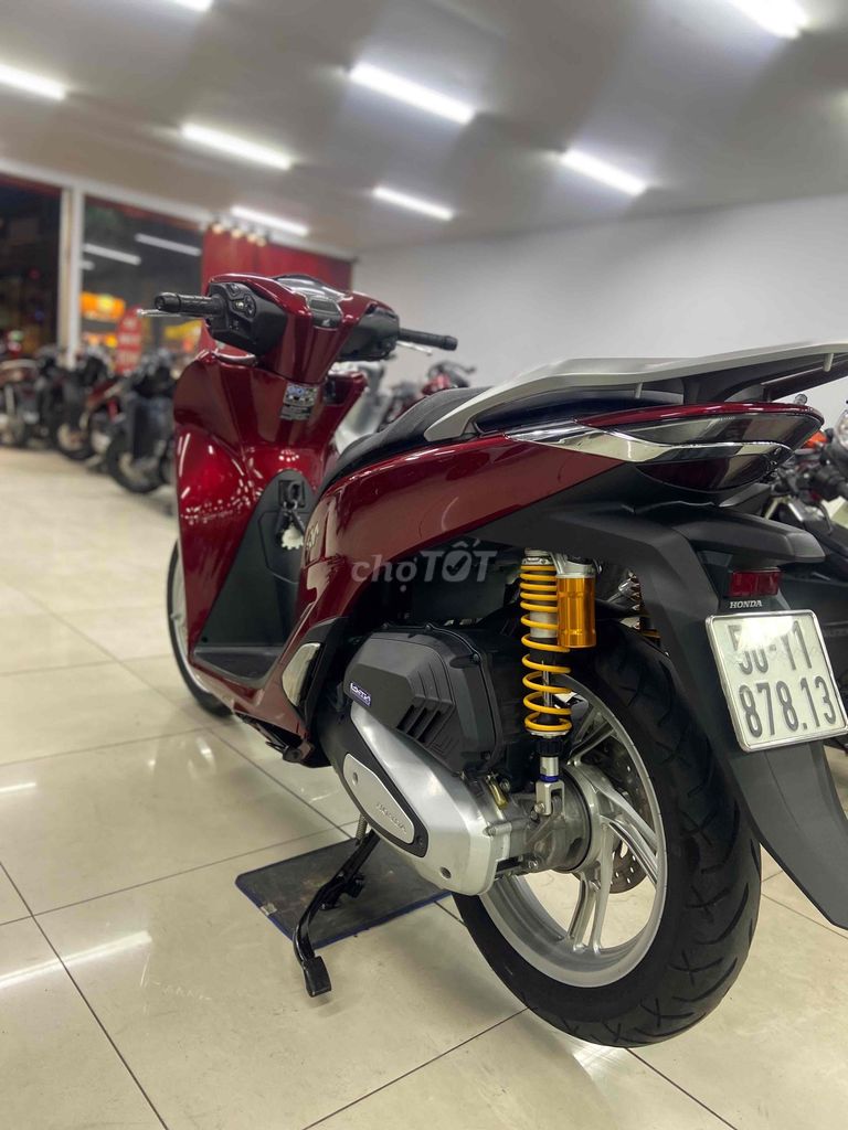 Honda SH 150 2022, красный