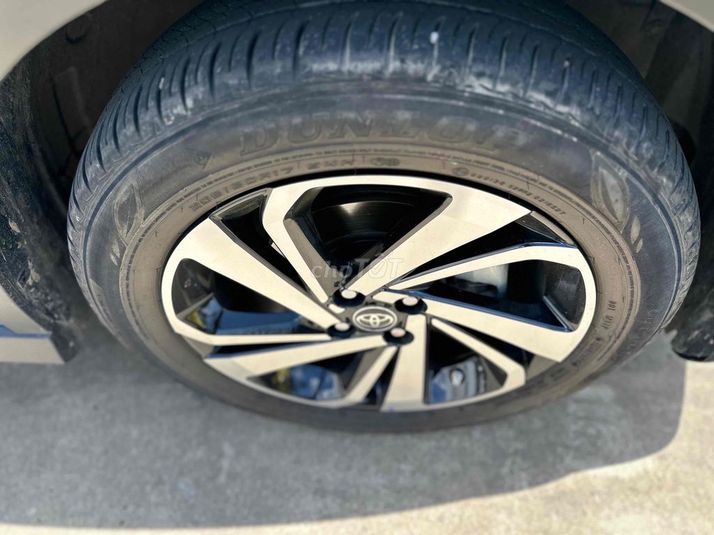 Toyota Raize 2023 - 10000 km 5c tự động xe HÃNG. Mua bán Ô tô tại Quận Bình Thạnh Tp Hồ Chí Minh được đăng bởi phuongneo hình 3