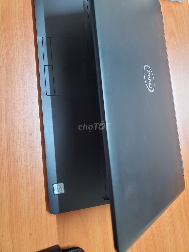 Dell Latitude 5590 i7 8560U 16GB/512GB Đen. Mua bán Laptop tại Quận Tân Bình Tp Hồ Chí Minh được đăng bởi Anh Minh hình 1