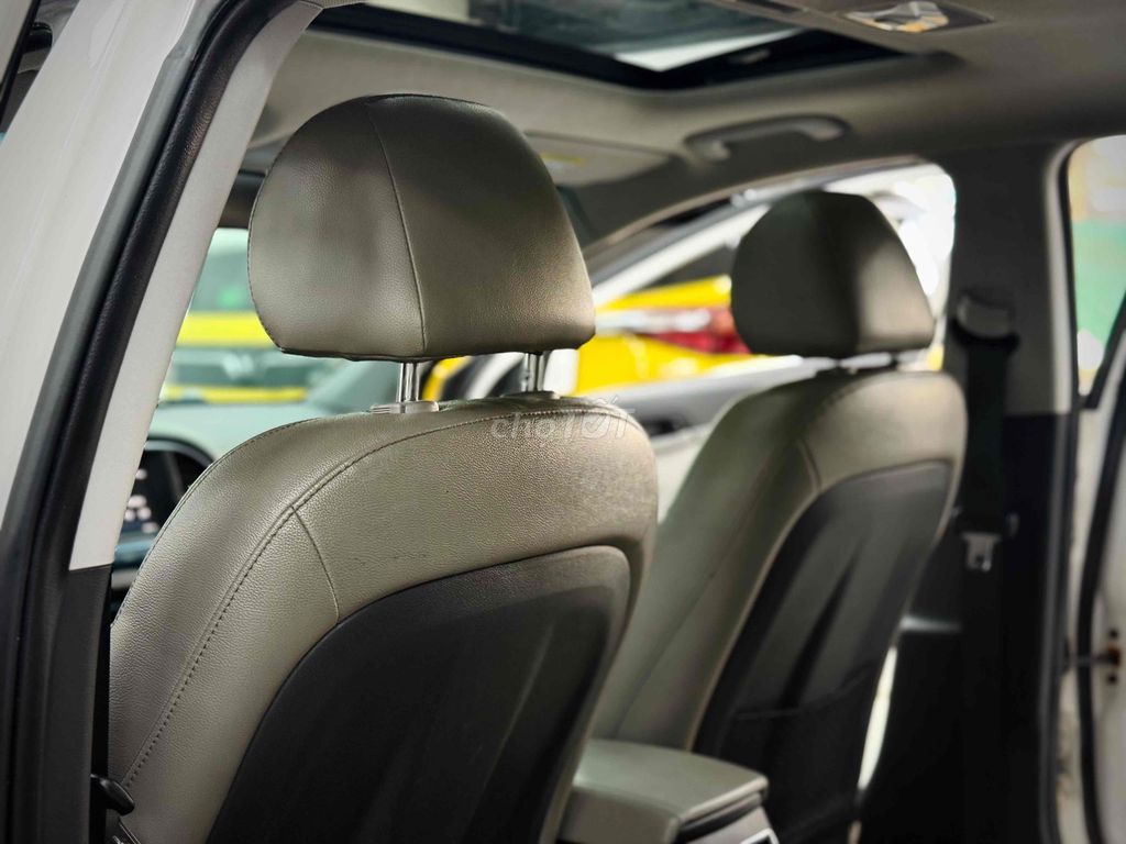 Hyundai Elantra GLS 1.6AT 2017 siêu đẹp. Mua bán Ô tô tại Thành phố Thủ Đức Tp Hồ Chí Minh được đăng bởi Nguyen Trung hình 17