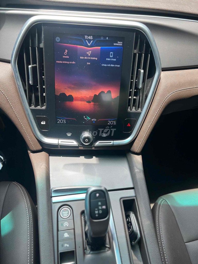 Vinfast Lux A Plus 2020. Mua bán Ô tô tại Thành phố Thủ Đức Tp Hồ Chí Minh được đăng bởi Hồng My hình 12