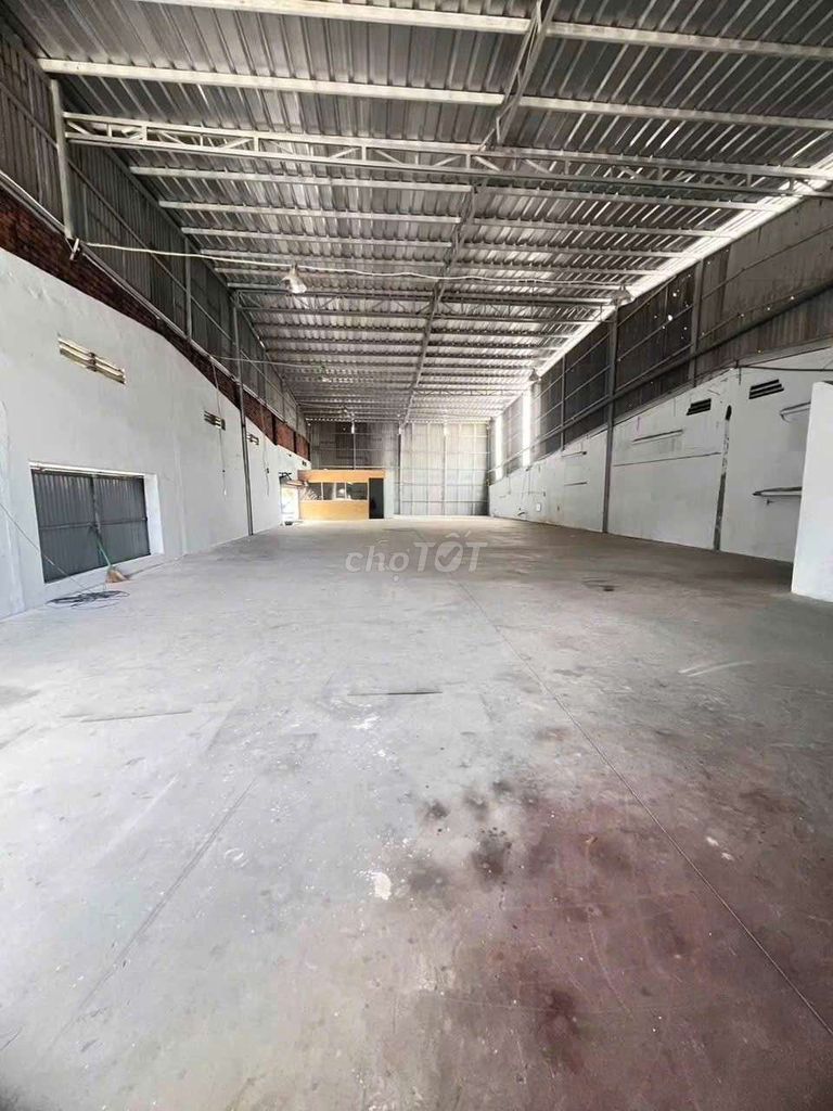 Cho thuê xưởng Thuận An 400m2 giá 18 tr/ tháng