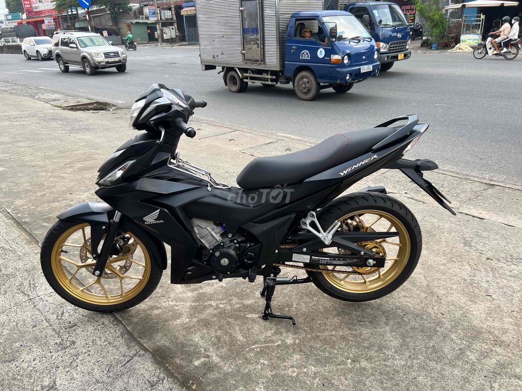 Winer V1 bản đen nhám chính chủ 60 có trả góp. Mua bán Xe máy tại Huyện Trảng Bom Đồng Nai được đăng bởi cửa hàng xe máy Trần Sơn  hình 3