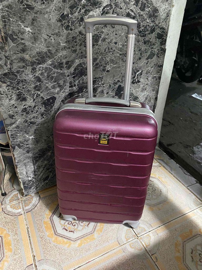 Vali kéo 20 inch Tím. Mua bán Túi xách tại Quận Gò Vấp Tp Hồ Chí Minh được đăng bởi Phương Quỳnh  hình 1