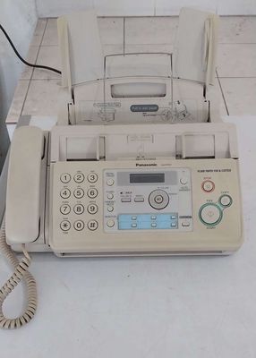 Máy in fax Panasonic kx-fp701 đẹp  như hình100%